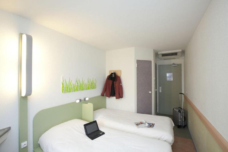 Ibis Budget Carcassonne La Cite Eksteriør billede